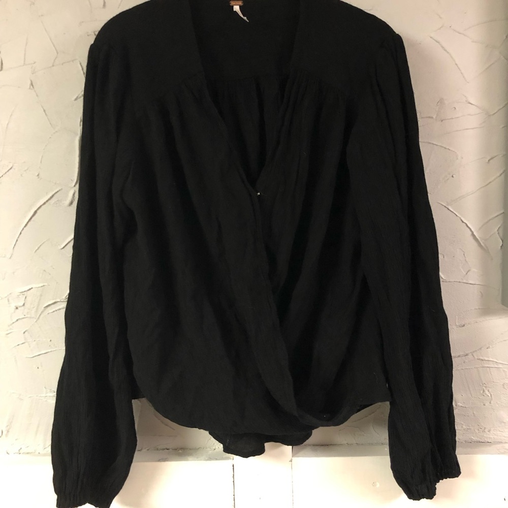 Free People black m drape shirt